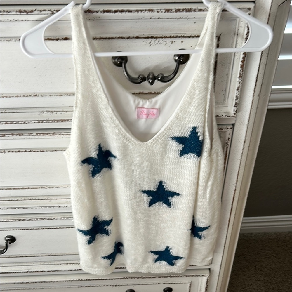 White Sweater Tank Top with Blue Stars Sz med by Pink Lily brand